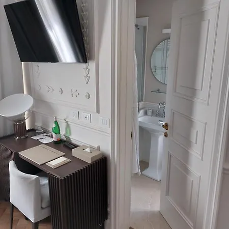 Отель Dimora Palanca Boutique & 5*